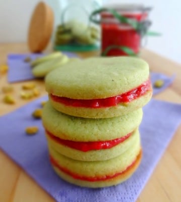 Biscuits pistache framboise