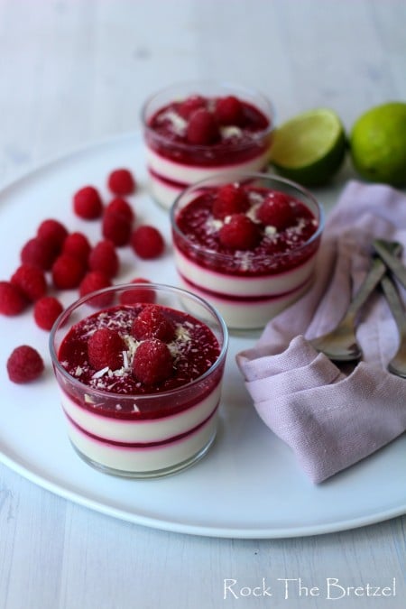 Panna cotta au chocolat blanc framboise et citron vert Rock The