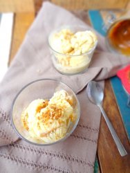 Glace à la vanille et au caramel au beurre salé