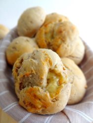 Pain seigle roquefort et noix