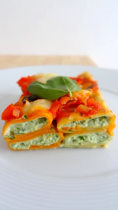 Cannellonis bicolores, pesto de roquette amande ricotta