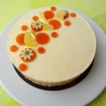 Entremets praliné abricot et chocolat blanc