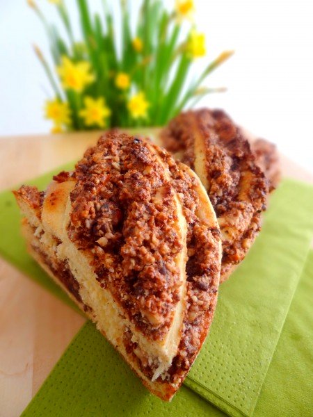 Brioche tressée à la noisette