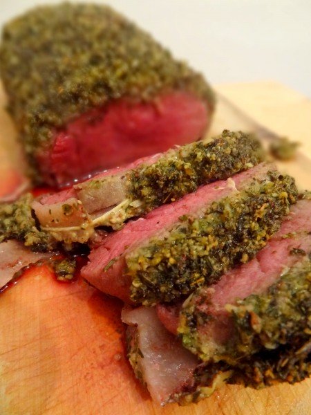 Rôti de boeuf en croûte d'herbes