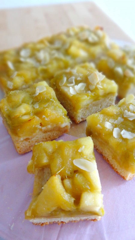 Sablés rhubarbe amandes