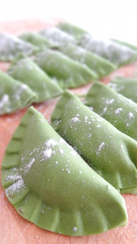 Tortellinis aux épinards, ricotta et sauce au gorgonzola