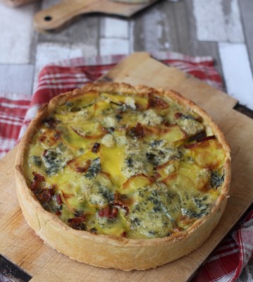 Gateau De Pommes De Terre Savoyard Pour Faire De Bonnes Reserves Rock The Bretzel