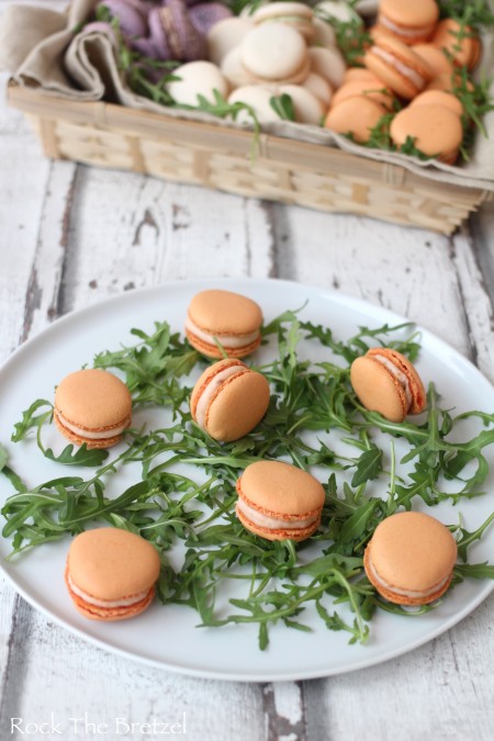 Macarons salés au saumon, curry et à la pomme - Rock the Bretzel